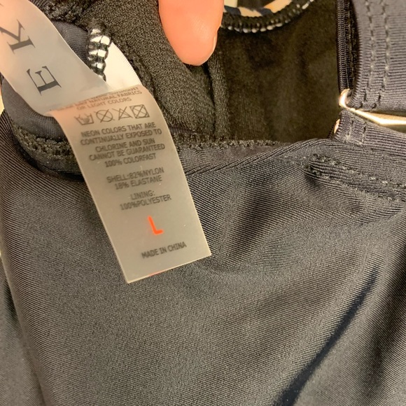 Rekita | two piece bathing suit | Ladies size L - Picture 6 of 7